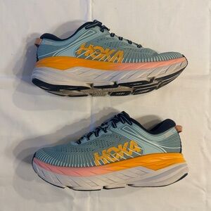 Hoka One One Bondi 7 Women's Size 7 Running Shoes Light Blue
